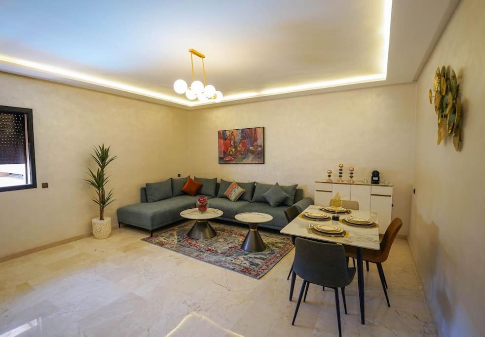Spacieux Et Luxueux Appartement Marrakesh Exterior photo
